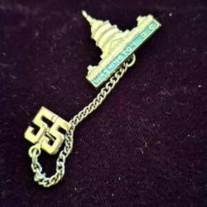 Washington white house Souvenir pin